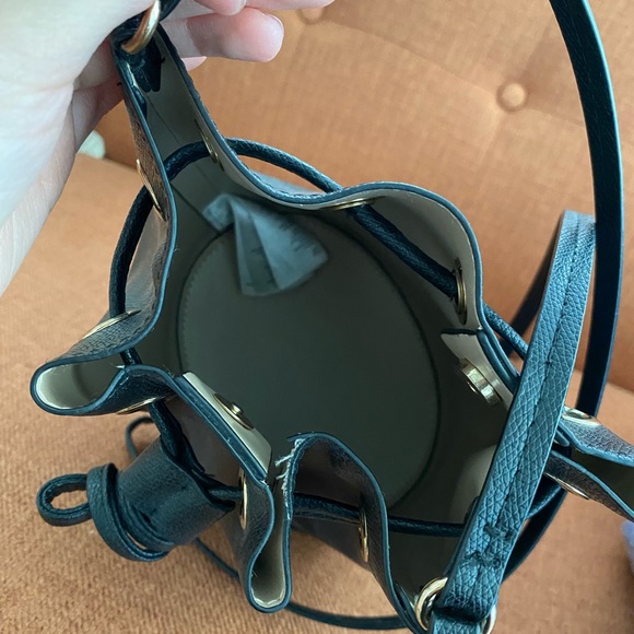 • H&M • Black Bucket Bag - Picture 3 of 4